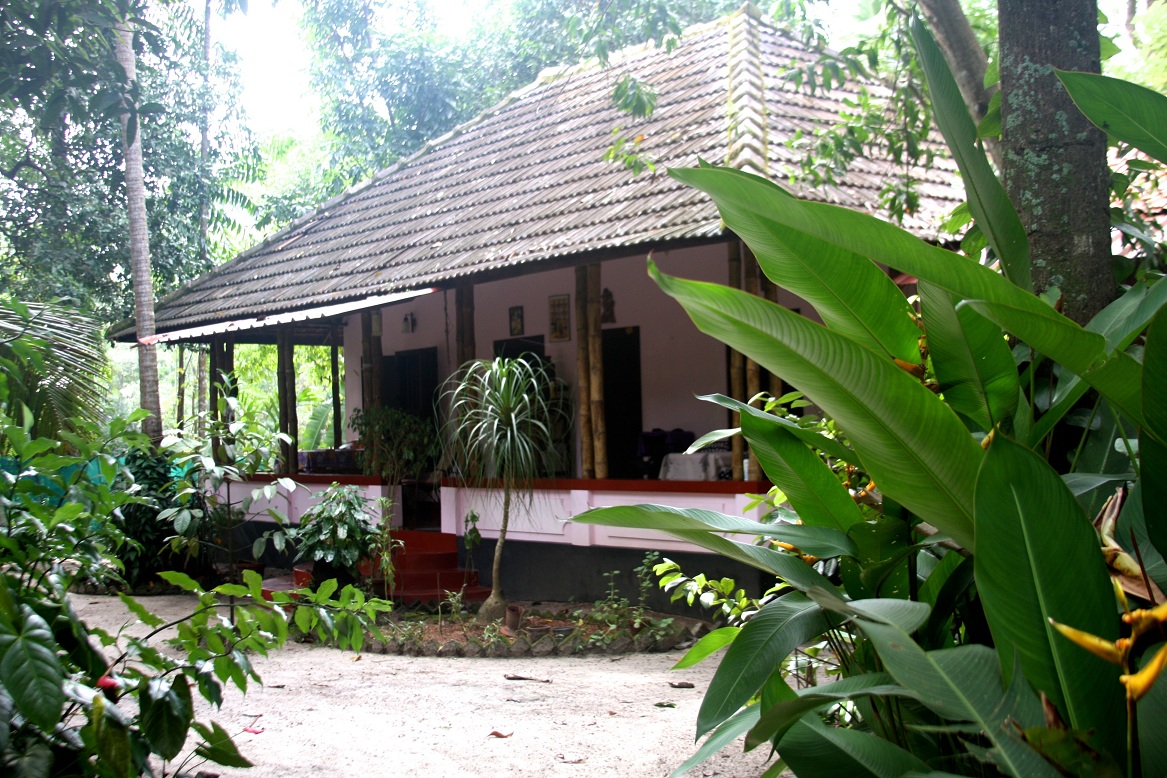 Ayurvedic retreat in Kerala backwaters at Gowrisankara House of Ayurveda