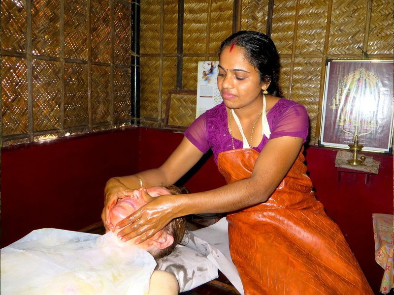 Ayurvedic face massage treatment at Gowrisankara